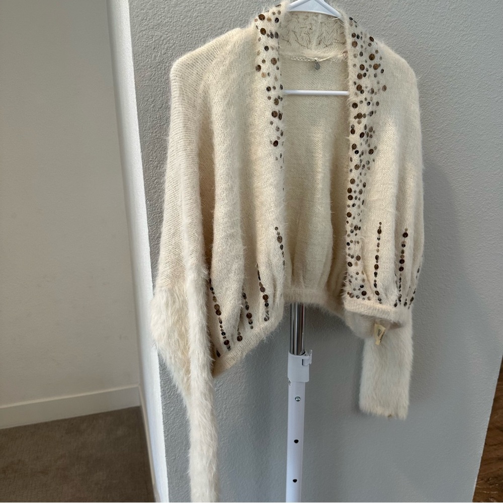 ANTHROPOLOGIE “Knitted & Knotted” Cream Cardigan Sweater Jacket Shrug Sequins